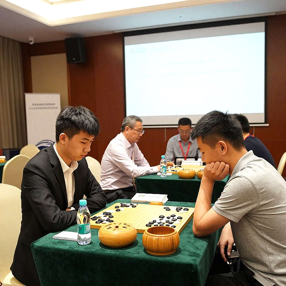 Giải Cờ Vua Toàn Cầu 2026: Carlsen Trở Lại, Ấn Độ Bỏ Ngỏ Tương Lai, Và Lịch Thi Đấu Dày Đặc Trước Thềm Olympiad