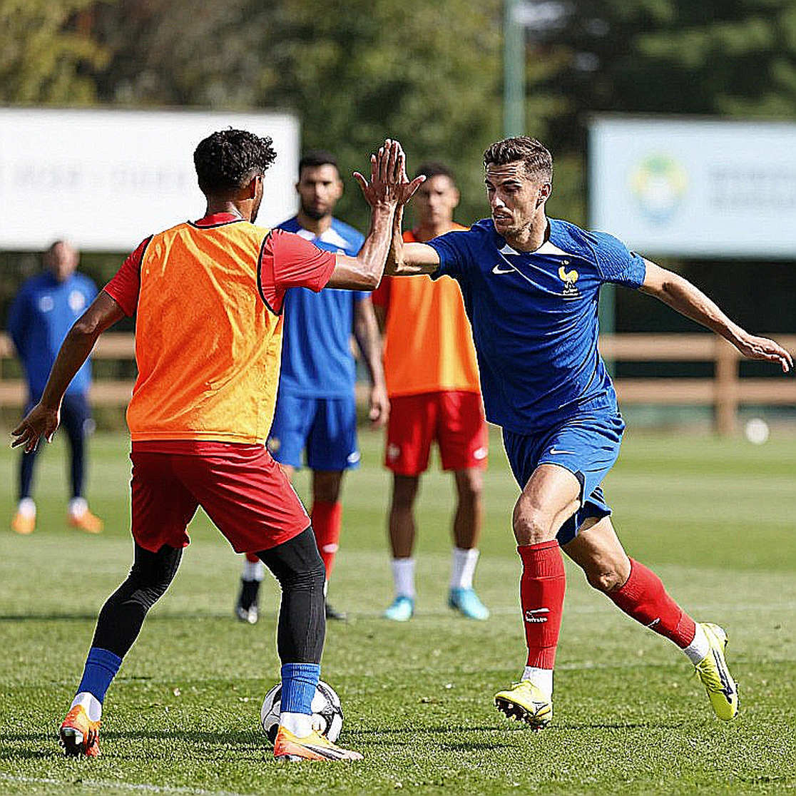Marcos Llorente giã từ đội tuyển Tây Ban Nha ở tuổi 31: Một lối thoát 'vàng' sau chức vô địch World Cup Marcos Llorente giã từ đội tuyển Tây Ban Nha ở tuổi 31: Một lối thoát 'vàng' sau chức vô địch World Cup