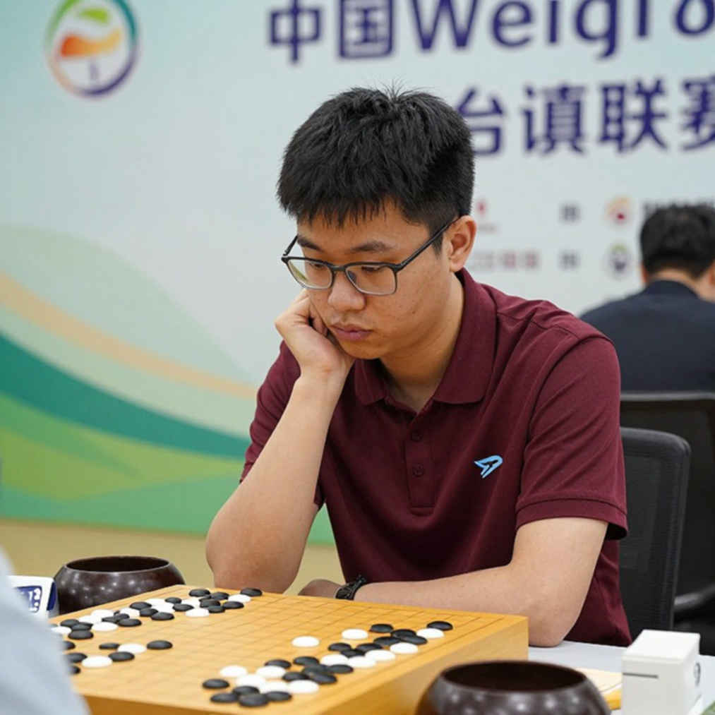Elon Musk tranh luận công khai với Chess.com về khả năng cờ vua bị trí tuệ nhân tạo giải quyết