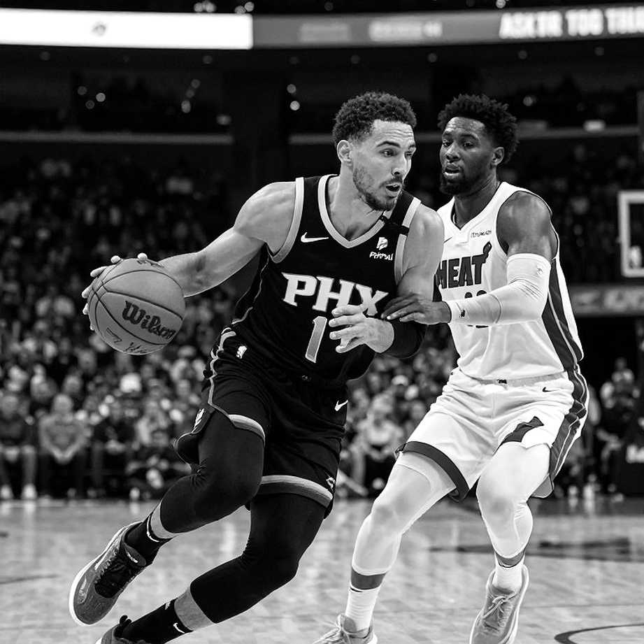 Vì sao Grizzlies từ bỏ D'Angelo Russell trước mùa giải: câu chuyện của giá trị tên tuổi